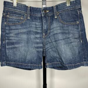 Old Navy NWT jean shorts- size 4- flirty, cutoffs